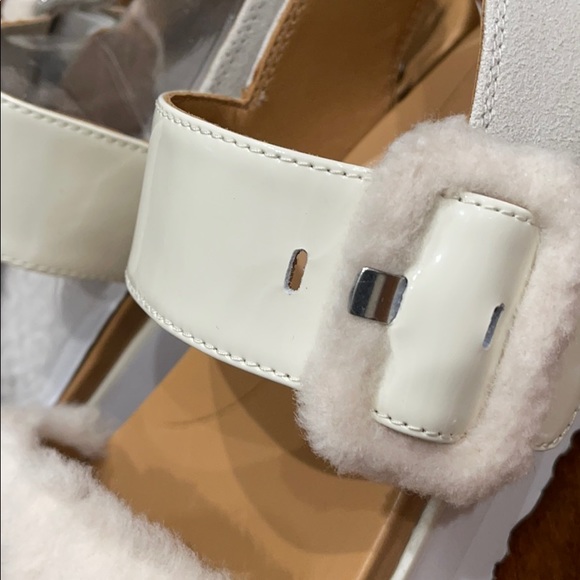 UGG Le Fluff - Picture 7 of 12